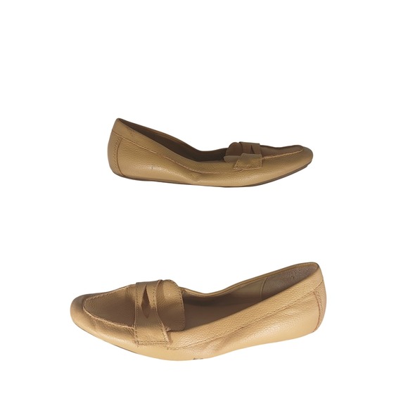 Talbots Shoes - Talbots Penny Loafer Flats 8M Tan Pebbled Leather Preppy Workwear Classic